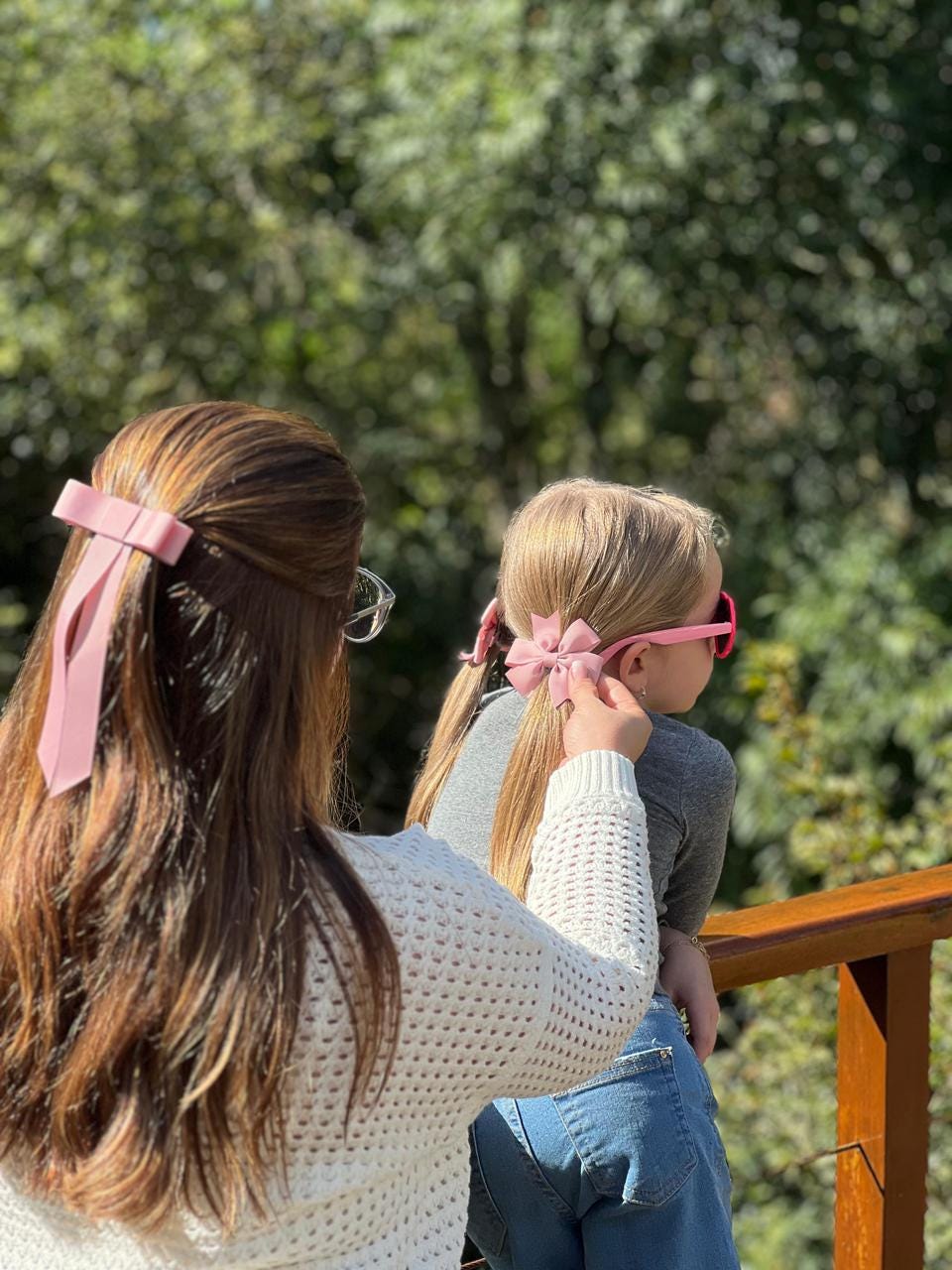 Handmade Grosgrain Ribbon Hair Bow Clip – Elegant Multicolor Hair Accessory for Women & Girls