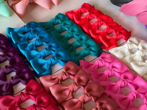 Elegant Classic Bow Hair Clip for Girls - Timeless Hair Accessories